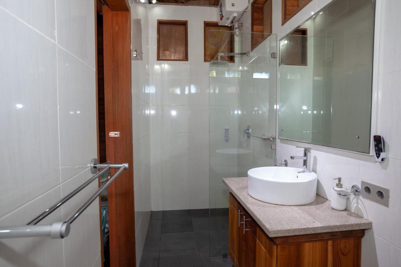 Tropica Tranquility Villa Lembongan Exterior photo